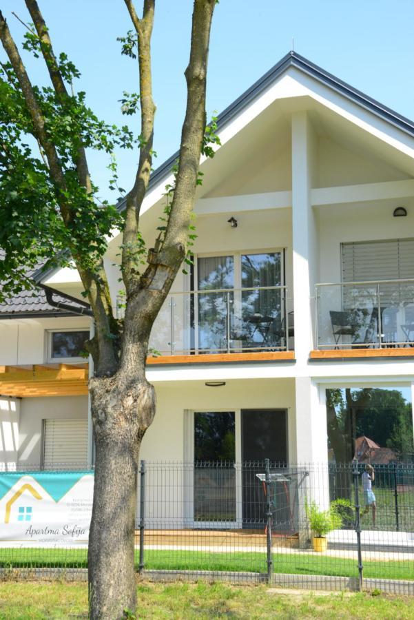 Apartments Mak モラフスケ・トプリツェ エクステリア 写真
